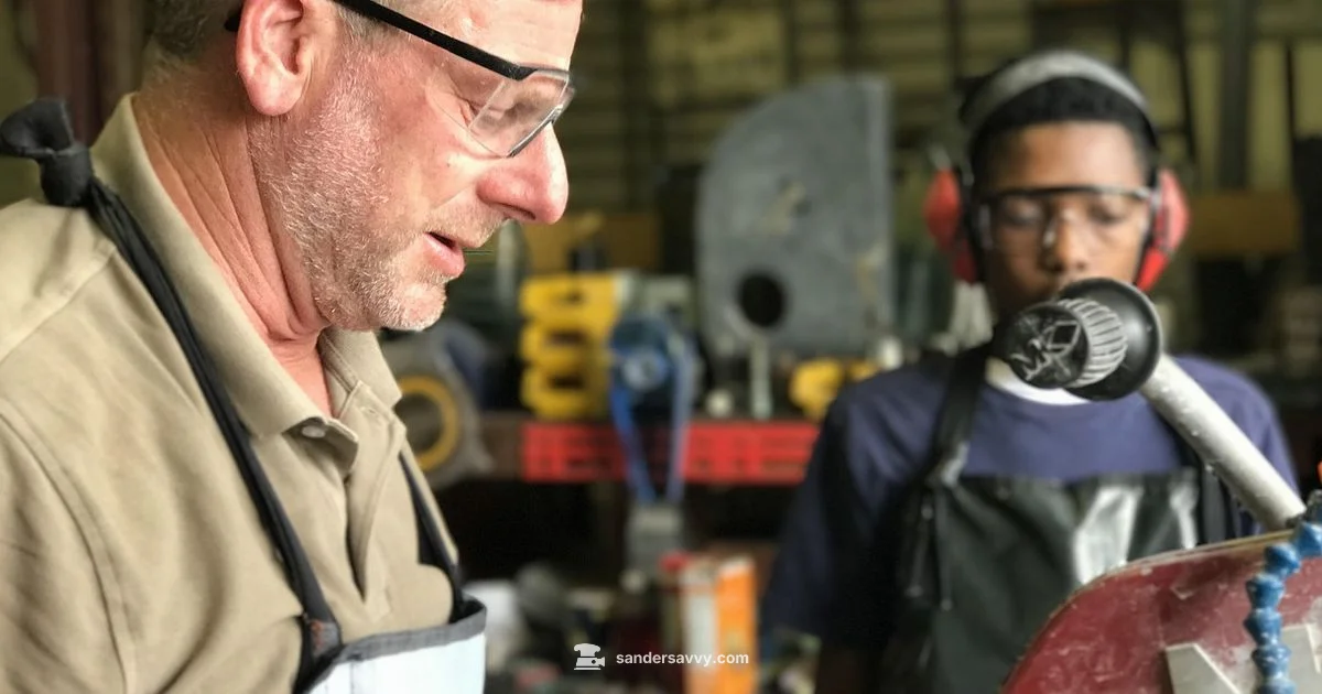 Sander in Action - SanderSavvy