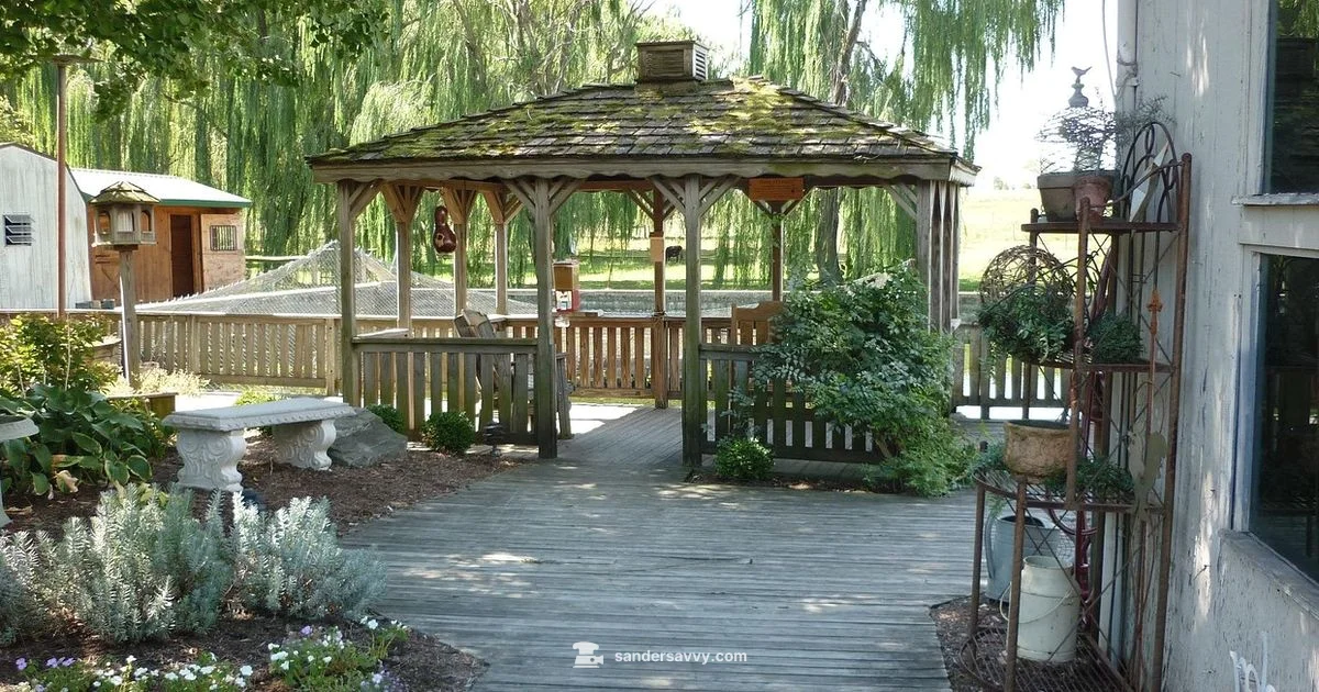 Deck Sanding Guide - SanderSavvy