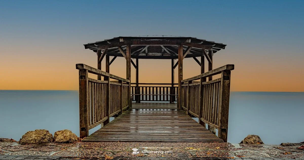 Deck Sanding Guide - SanderSavvy