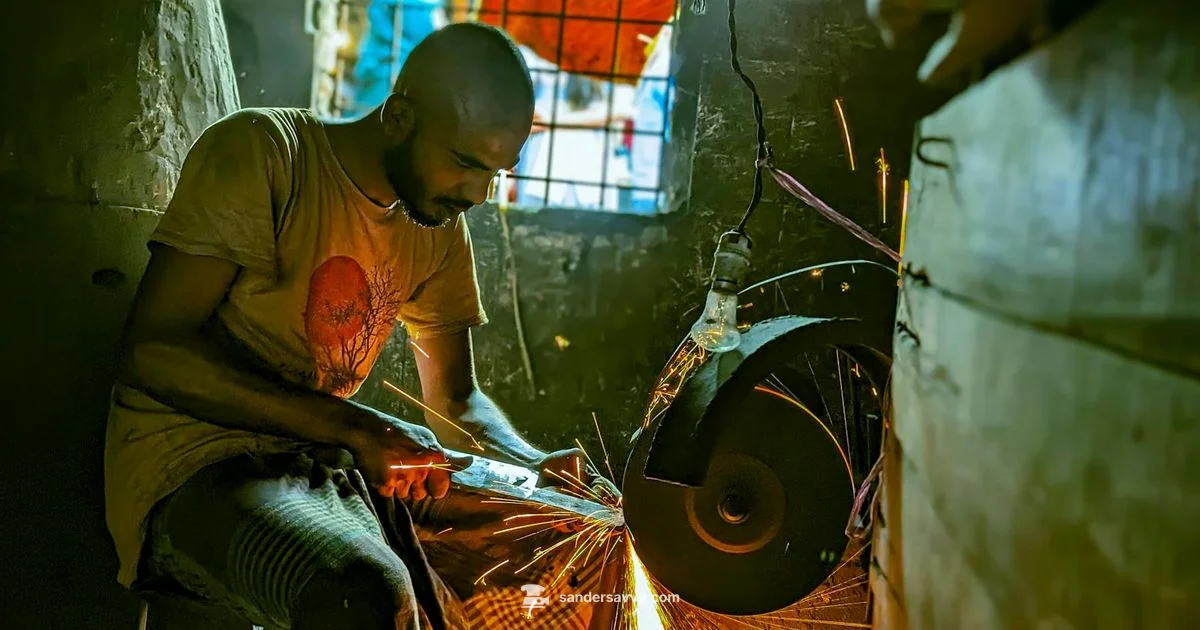 Sanding Wheel Guide - SanderSavvy